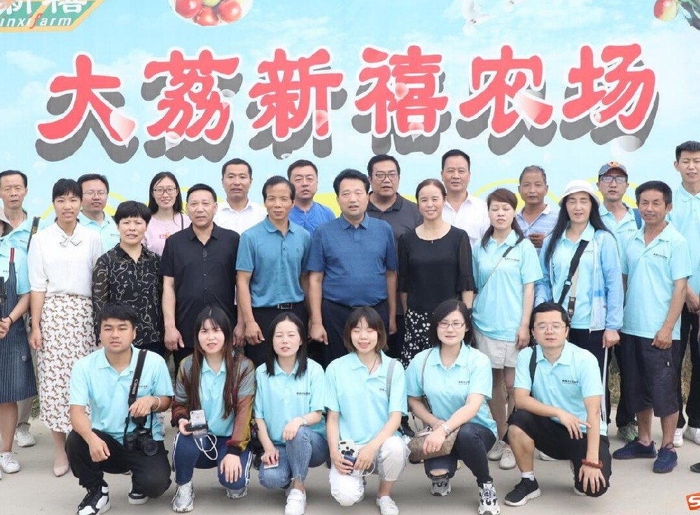 綠萌是冬棗智能分選設備國家高新技術企業(yè),對冬棗采后處理提供全套解決方案。綠萌冬棗分選機可進行大小重量分級、外觀顏色分選。提供全自動冬棗分選設備,冬棗選果機,智能冬棗分選機,全自動冬棗分選機,冬棗分級機,小型冬棗分選機冬棗大小分選機,冬棗顏色分選機,更多冬棗分選方案報價,小型冬棗選果設備價格、冬棗分級機怎么樣、口碑好質(zhì)量好的冬棗選果機、了解高性能冬棗分選機多少錢,咨詢客服免費獲取